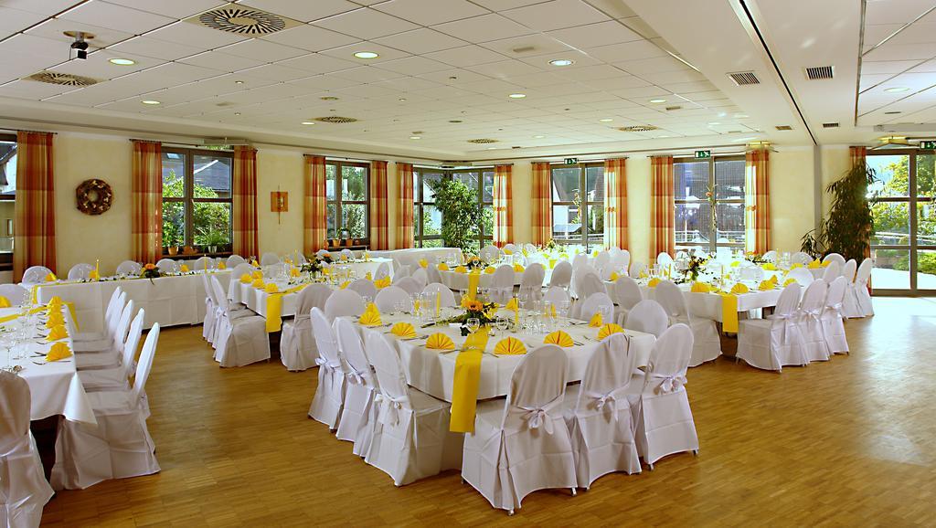 Westfälischer Hof Lügde Exterior foto
